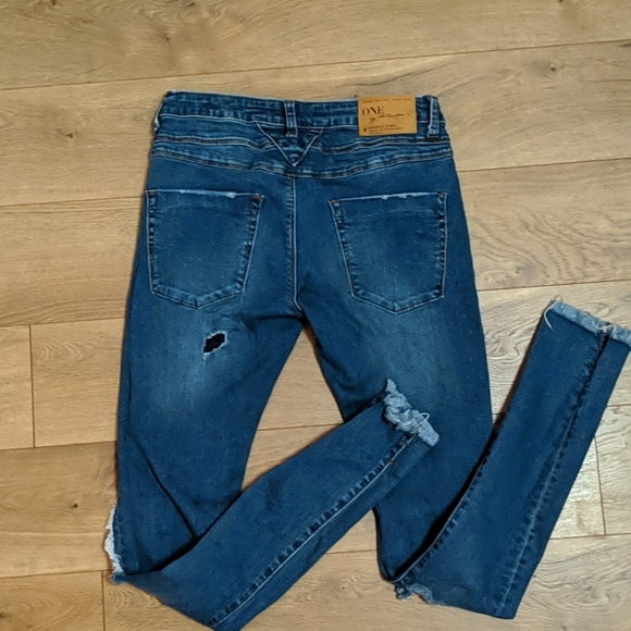 One Teaspoon Raw Hem Hoodlum Skinny - Picture 4 of 13